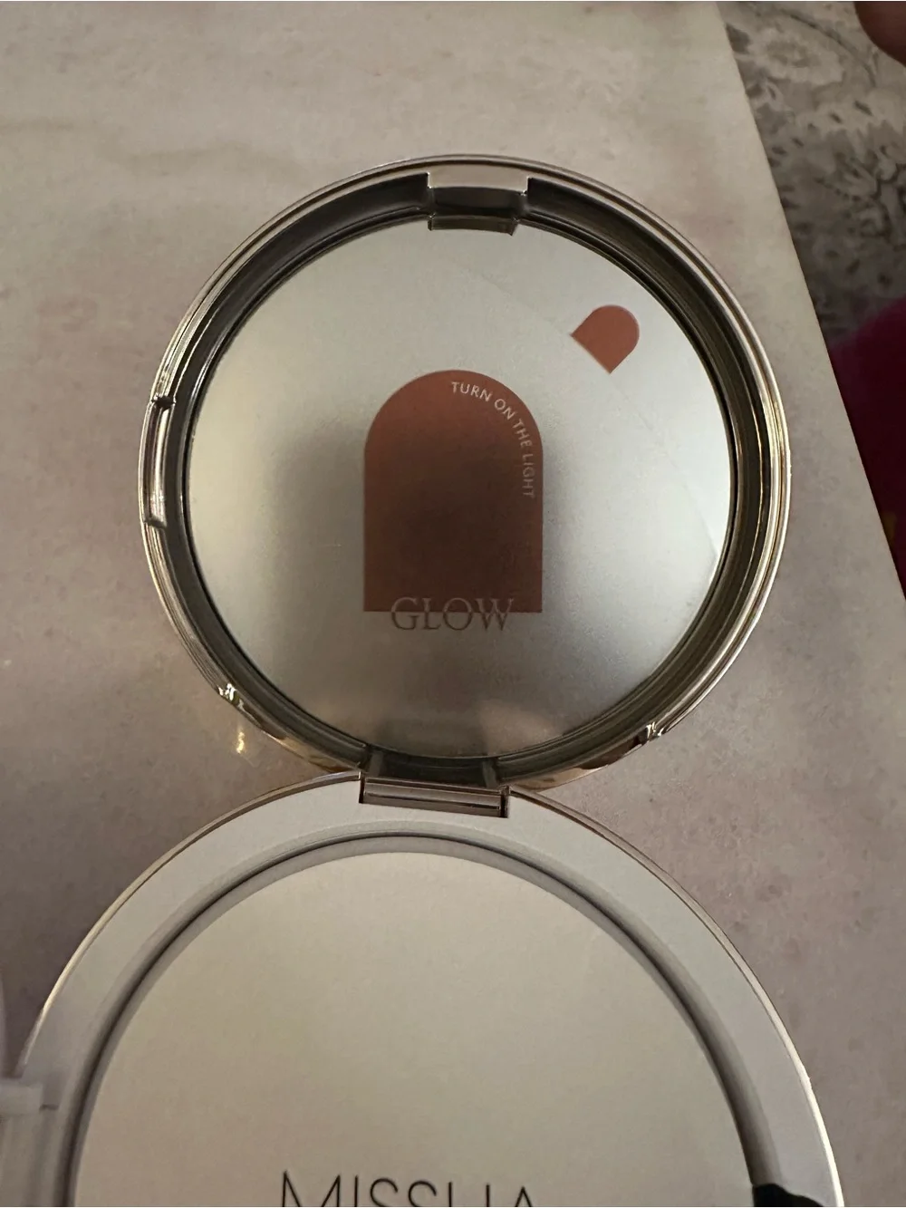 Missha Glow Cover Cushion - White